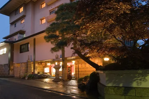 若松　ゆがわら石亭