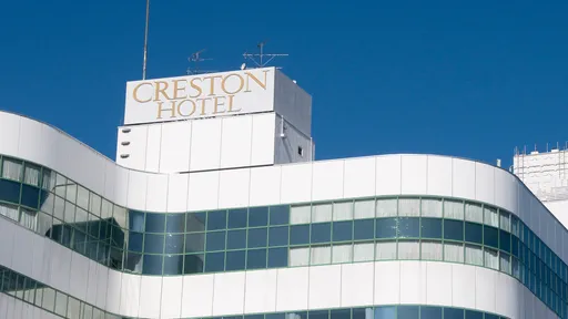 調布クレストンホテル