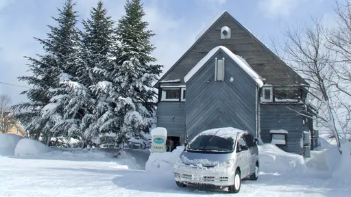 安比高原　ペンション　もっきんばーど