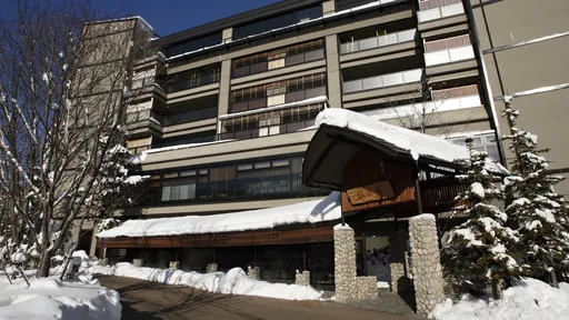 阿寒湖温泉　あかん鶴雅別荘鄙の座