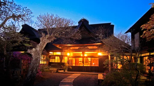 御岳山荘（みたけ山荘）