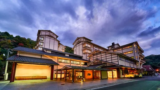 湯快リゾートグループ　三朝温泉　斉木別館