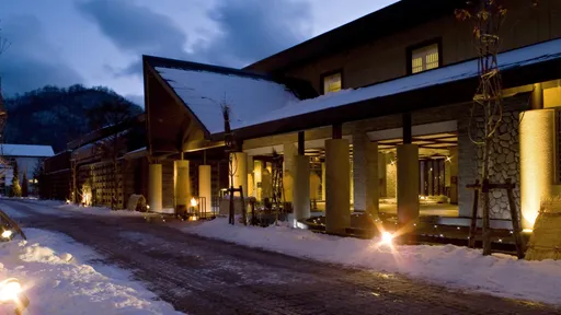 しこつ湖鶴雅リゾートスパ水の謌