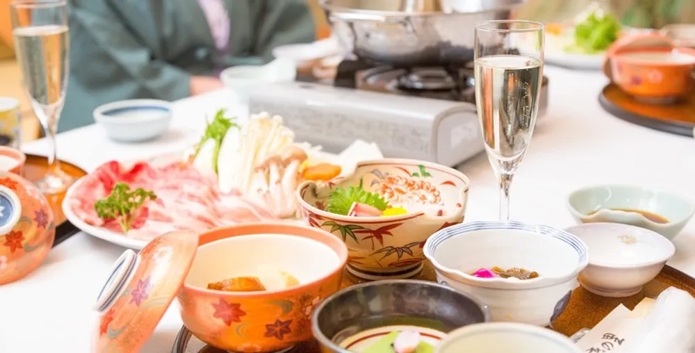 敦賀の美味しいカニが自慢の旅館7選！美味しい越前がにも！